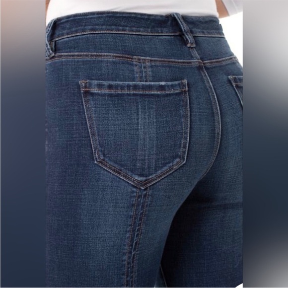 Liverpool Lucy Crop Flare Jeans with Back Seam - Picture 2 of 8